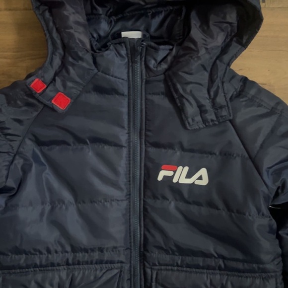 FILA down filled Jacket size Boys 10/12 blue and red perfect condition - Picture 3 of 4